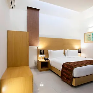 https://woods.top-gurgaonhotels.com
